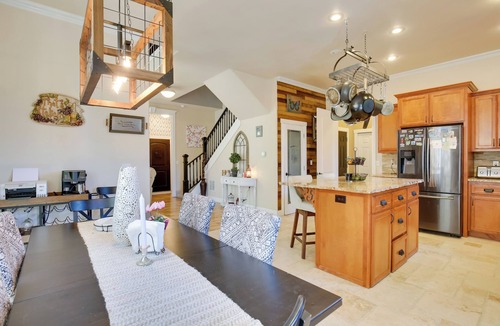 Central Oregon House | Pool, Hot Tub + Fire Pit: Family Home By U of O!