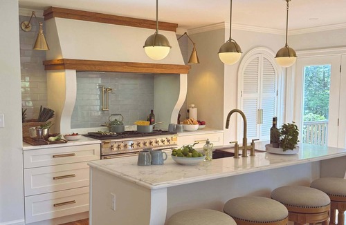 Culpeper Villa | Private 16-Acre Lakefront Manor | Pool | Sleeps 14