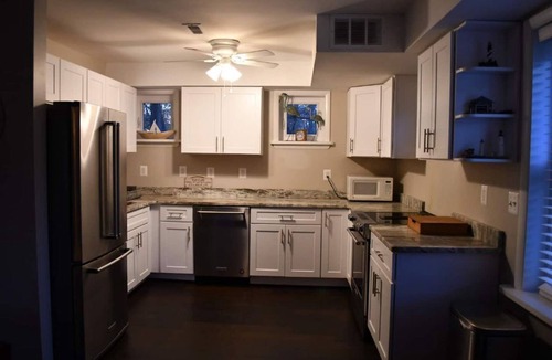 Annapolis House | Private Cottage on gated estate