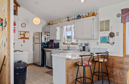 Carolina Dunes House | Private pool, hot tub, in Duck. 850 ft to beach! Pet Friendly!