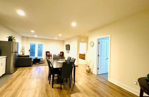 Aldie Apartment | Red Cherry Oasis