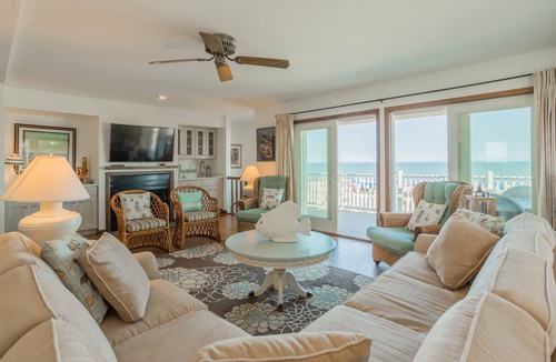South Rehoboth House | Rehoboth Beach Ocean Front Dog Friendly Sleeps 12