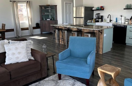 Mathias Cabin | Relaxing Converted Barn Surrounded by Nature near Lost River, West Virginia
