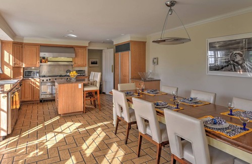 Village of Southampton House | Renovated Historical, Sun Room in Peaceful Backyard, Close to Beach and.