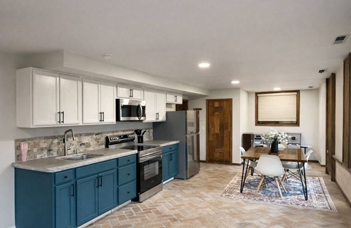 Arlington Heights House | Resort-Style Retreat ~ Pool Hot Tub Theater Game Room Sauna Acreage
