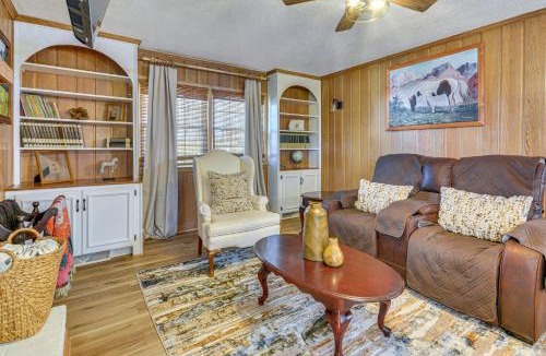 Pilot Mountain House | River, Trails & Wine! Group Retreat Near Mt Airy