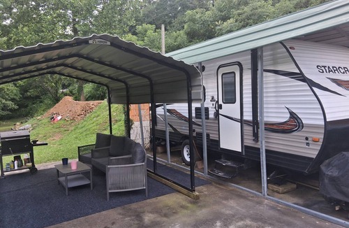 Robbinsville House | Riverside. Camper with Queen & Bunk bed. Covered parking