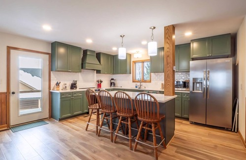 Northface House | Robyn`s Nest - 304 Slopeside Road