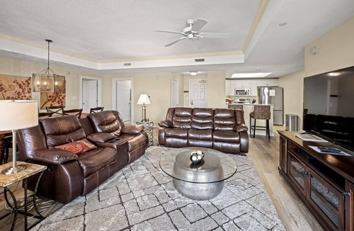 Arcadian Shores Condo | Royale Palms 2004 2 Br Oceanview in Kingston, Pool