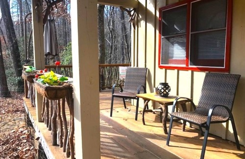 Cleveland Cabin | Rustic Cabin-Cozy Creekside Getaway, Private, Quiet & Near Local Favorites
