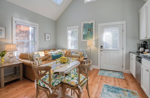Seabrook Cabin | Seabrook Cabin - 10 min Walk to Town, PVT Forest Backyard, Dog Friendly