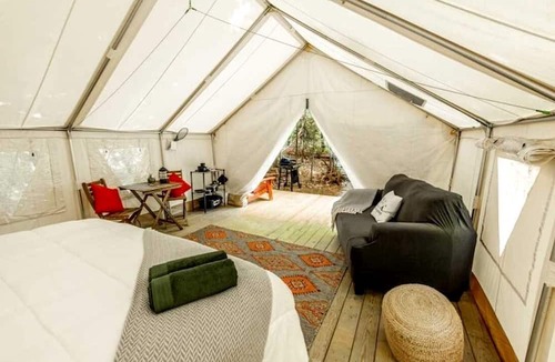 Broadalbin RV Rental | Secluded Safari Tent Getaway: Glamp in Style in Broadalbin, New York