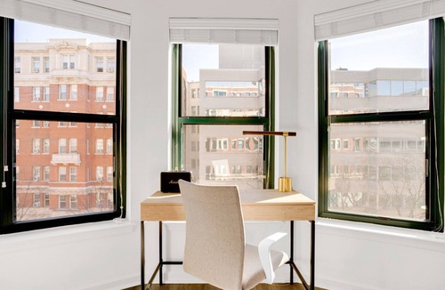 Logan Circle Apartment | Serene Logan Circle 1BR w/Gym, W/D & Pool, walk to bars, by Blueground