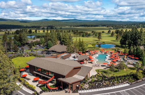 Tennis Village Condo | Serene Sunriver Lodge with Access to The Cove