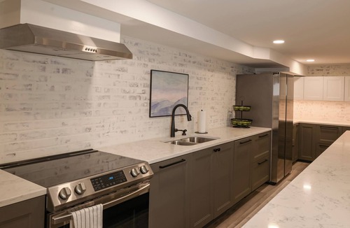 Elkton Apartment | Shenandoah Area Private Apt! 10 minutes to Shenandoah Natl Park & Massanutten