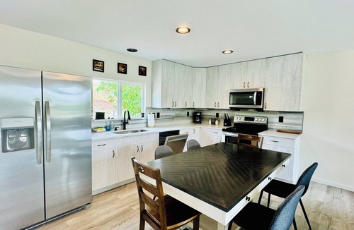 Fort Collins House | Skyline by the Lake – Fort Collins vacation Home by Horsetooth Reservoir.
