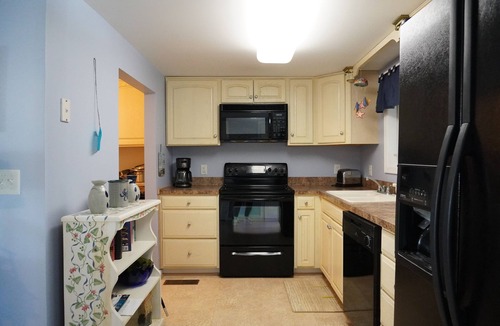 Slaughter Beach Cottage | Slaughter Beach Living - Pet friendly