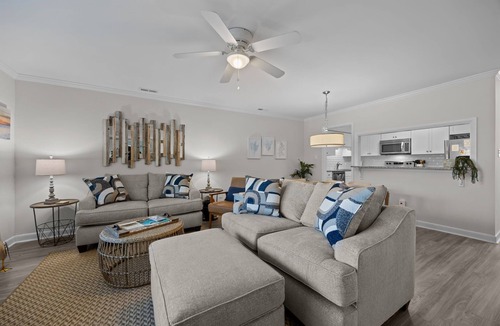 Caswell Beach Condo | 'Sound of the Sea' Caswell Beach Condo w/Pools!