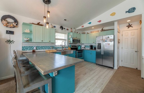 Colington Harbour House | Sound Waves - Colington Harbor, Canalfront w/Access, Pets OK, Community Pool, YR Flex Stays