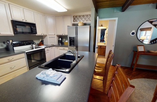 Tennis Village Condo | Spa-Side Escape with Access to Exclusive Golf