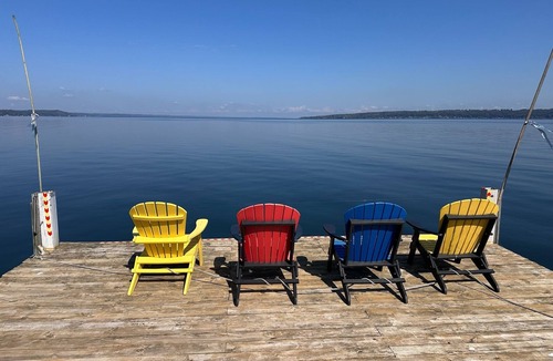 Sheldrake House | Spacious 6-bedroom house on Cayuga Lake in the heart of the Finger Lakes!