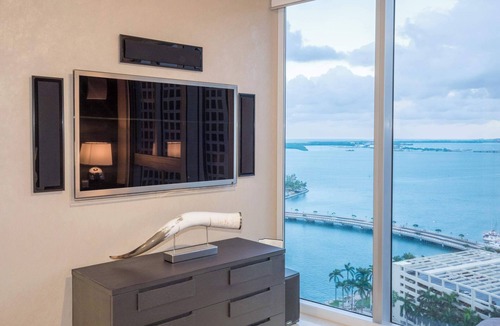 Downtown Miami Apartment | Spacious Brickell Suite | Group & Couple Ready