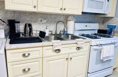 Glen Burnie House | Spacious, Charming 4BR, 2BA Glen Burnie Home, Sleeps 9