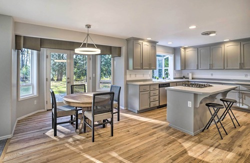 Seattle Hill-Silver Firs House | Spacious Group Getaway in Snohomish!