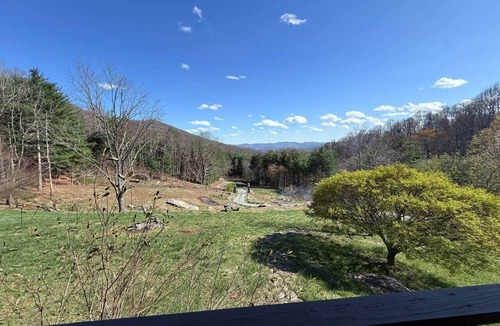 Independence House | Spacious Mountain Retreat Home on over 200 acres!