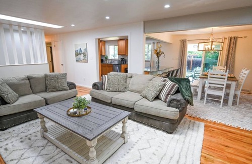 Littleton House | Spacious & Quiet Home Near DeKoevend Park