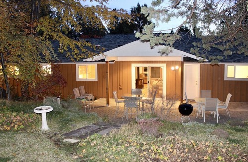 River West House | Spacious ranch style home snuggled in the West Hills neighborhood of Bend