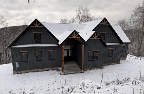 Bruceton Mills House | Spacious Ridge-Top Retreat in Whitewater Preserve near Coopers Rock & Morgantown