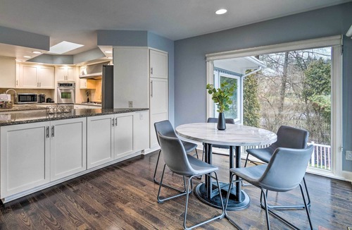 Rochester Cottage | Spacious Rochester Home w/Heated Pool & Hot Tub!