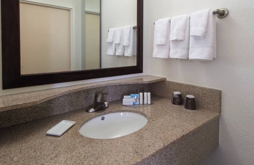 Greensboro Hotel | Spacious Suite Stay with Pool Access | 6.8 Mi to Civil Rights Museum