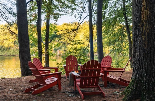 Corinth Cabin | Spacious Waterfront Cabin with Private Dock Near Lake George & Saratoga Springs, Corinth, NY
