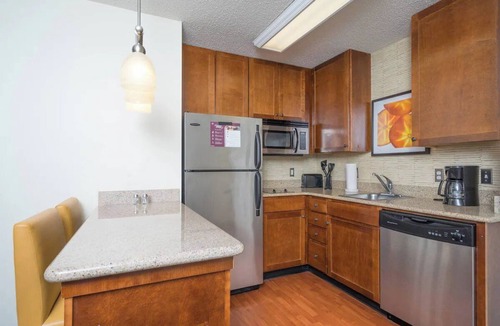 Salisbury Hotel | Studio King | Marriott Salisbury | Eastern Shore Stay, Breakfast, Near Airport
