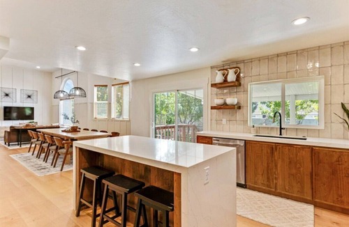 Orchard North House | Stunning home with hot tub, 2 Masters, 4 full baths, close to Sundance, BYU, UVU