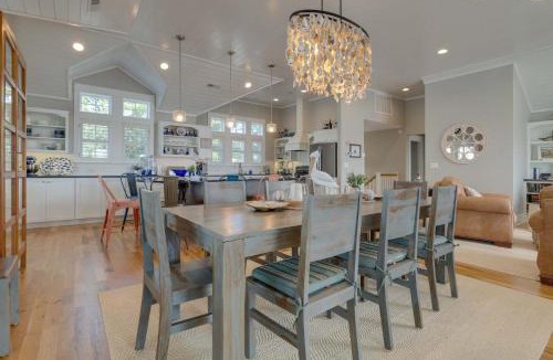Corolla Light House | Stunning Views With Pool Family Room Resort Perks