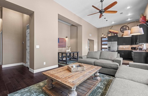 Sunnyside House | Stylish Church Conversion | Walk to LoHi