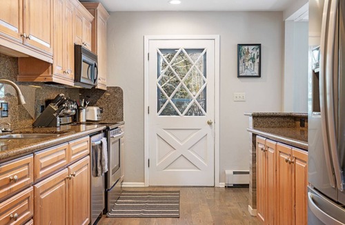 Vail House | *Summer Sale* Right on Fairway, Private Hot Tub & Sauna, Minutes From Vail Village/Golden Peak