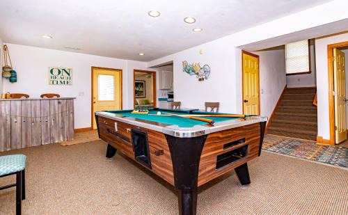 Kill Devil Hills House | Sunny Delight - KDH MP 7, Ocean View, 130 Yds to Beach, Pool, Hot Tub, Pets OK, Flex Stays