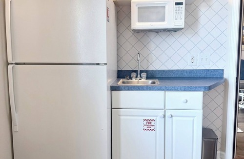 Sea Trail Condo | Sunset Beach Golf & Beach Retreat - 2BR Condo with 10th Hole Views
