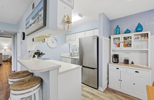 Carolina Shores Condo | Sunset Retreat Ocean Sand Golf Fishing Good times