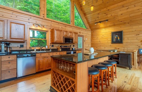 Old Fort Cabin | Sweetwood | Private Log Cabin with Hot Tub + Majestic Mountain Views!