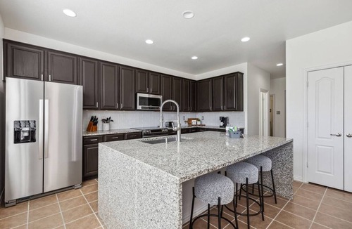 Prosper House | TCH - Spacious 4bd/2.5ba in Prosper with Workspace
