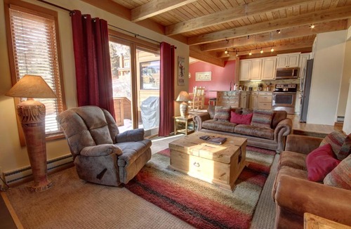 Keystone House | Tennis Townhomes 1314