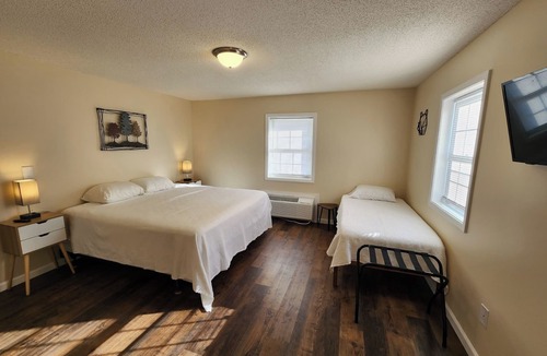 Bluewell Apartment | The Bear Den Hatfield-McCoy Trails