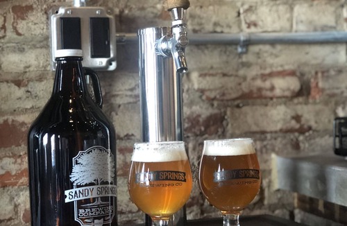 Minerva Apartment | The Brewers Quarters At Sandy Springs Brewing Company