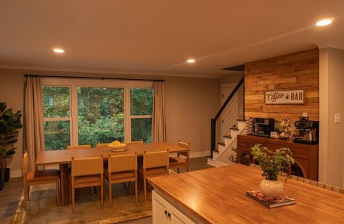 Conestoga House | The Golden Hour Villa | Pool - Hot Tub - Theater - Putting Green - PB & BB Court