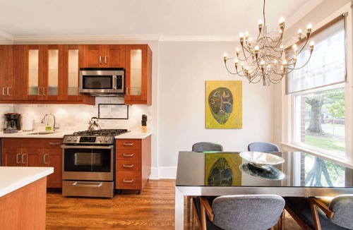 Cherry Condo | The Home Collection: Myers Park 2BR w/Screened Porch